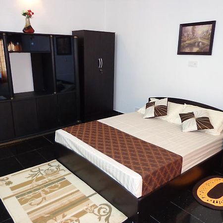 Remisha Service Apartments Chennai Esterno foto