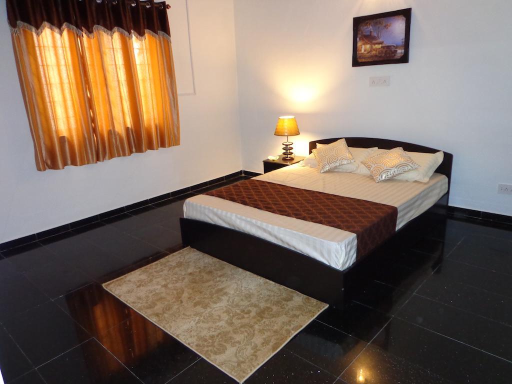 Remisha Service Apartments Chennai Esterno foto