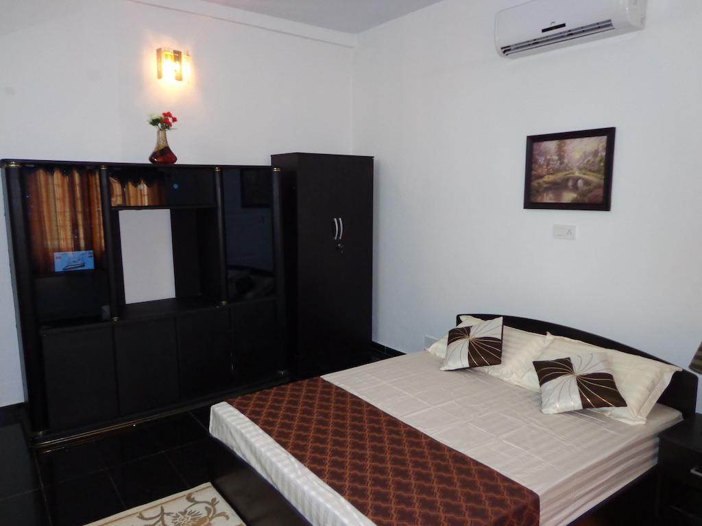 Remisha Service Apartments Chennai Esterno foto